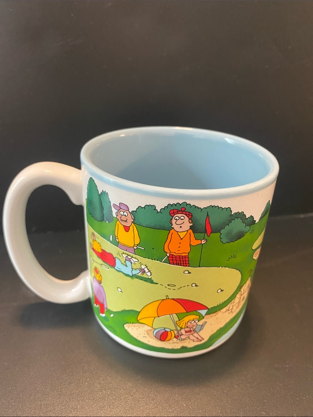CARTOON OF GOLFING -- "PAR FOR THE COURSE" 1990 Ceramic Coffee Cup / Mug